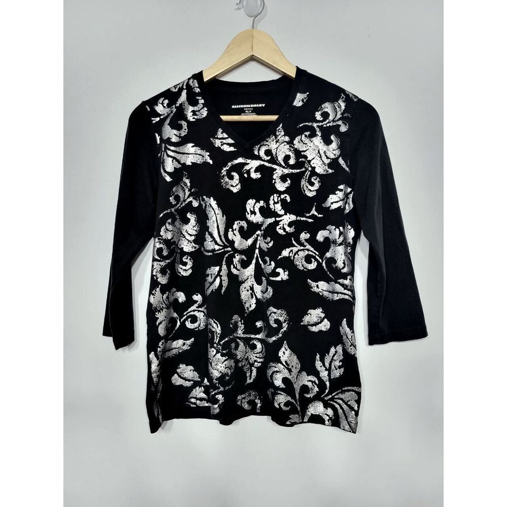 Allison‎ Daley Size Petite Small 3/4th Sleeve Metallic Vine T-Shirt